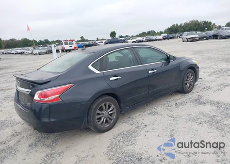 2015 Nissan Altima 2.5 S from USA, damaged, VIN 1N4AL3AP8FC481928